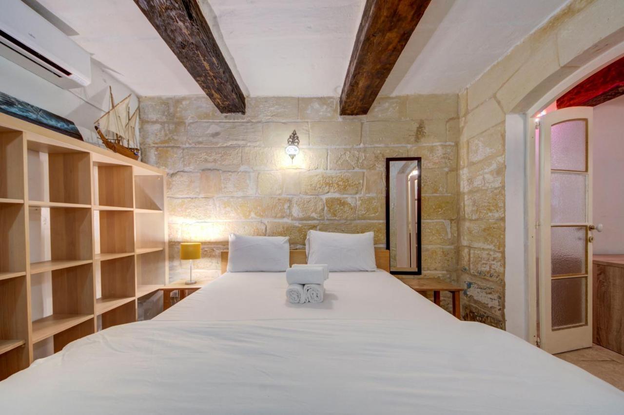 Victory View One Bedroom Apartment Valletta Bagian luar foto